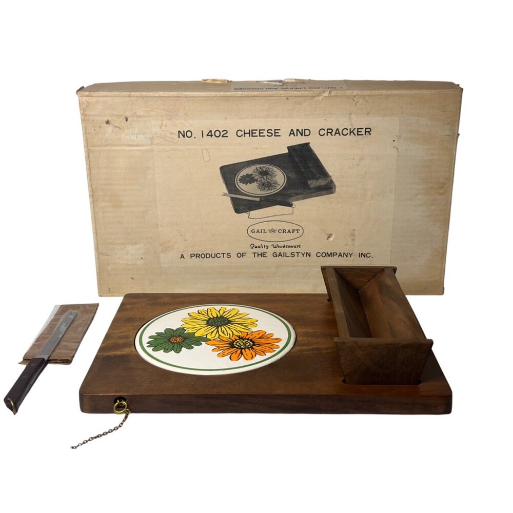 VTG MCM Gail Craft Cheese Charcuterie Cracker Board w/ Box & Knife #1402 Kitchen